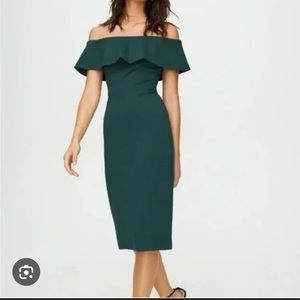 New! Aritzia Ruslan dress size 2 in forest green